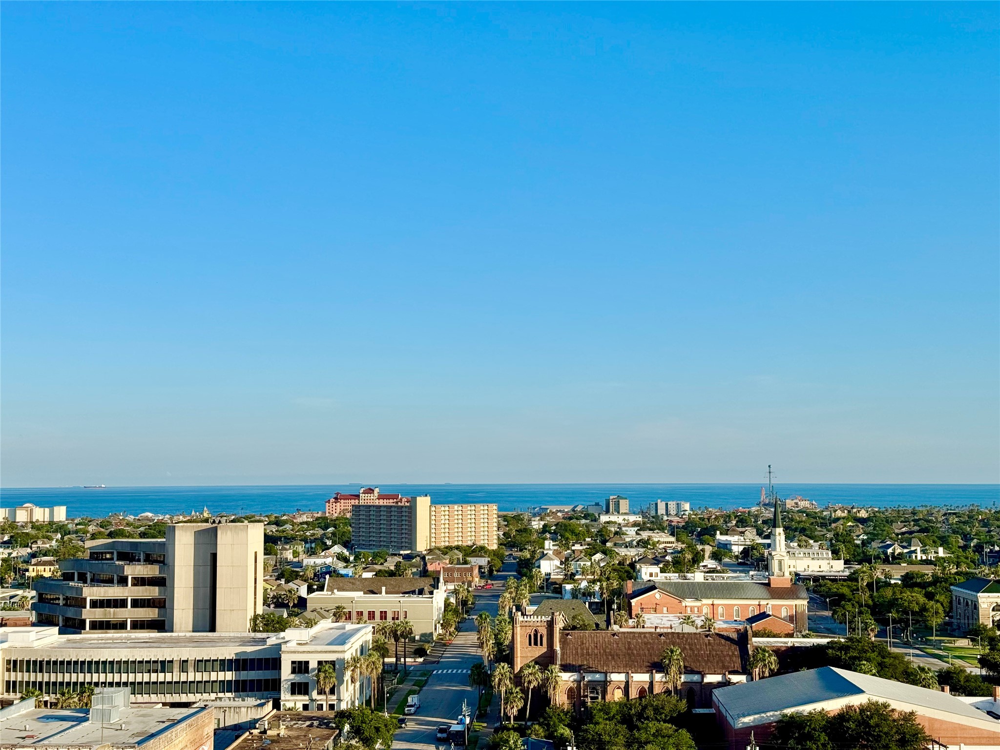 2102 Mechanic Street, Unit 101 Galveston, TX 77550 - Photo 28 of 31 View from Rooftop Amenities