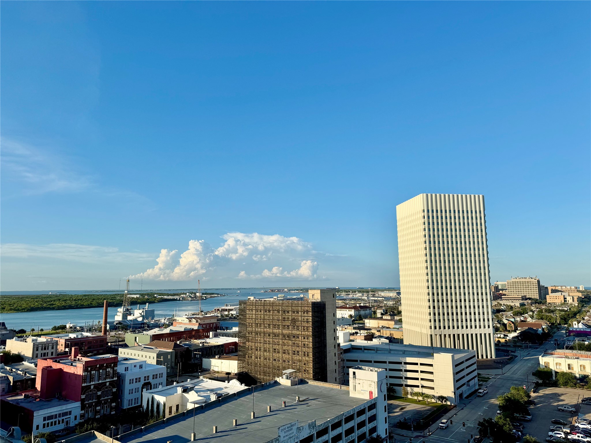 2102 Mechanic Street, Unit 101 Galveston, TX 77550 - Photo 30 of 31 View from Rooftop Amenities