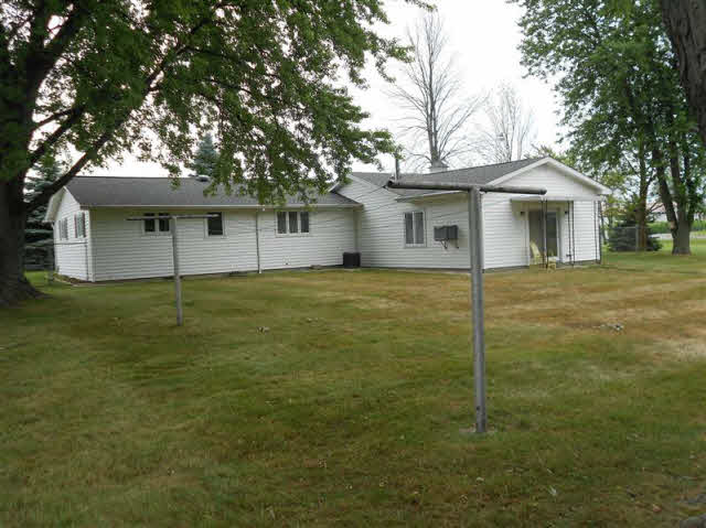 6930 Sheridan Road Saginaw, MI 48601 - Photo 2 of 9 20099270-1.JPG