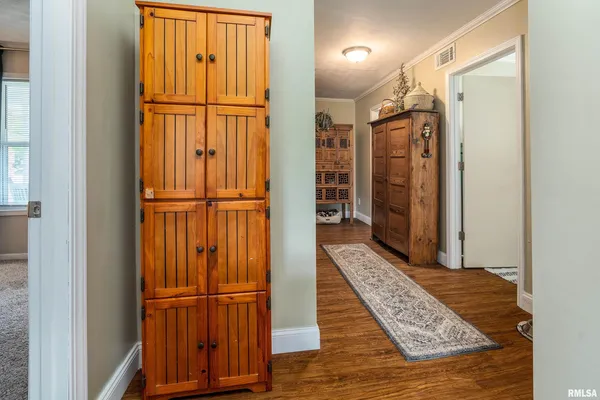 $345,000 | 1278 Nicklaus Lane, Marion, IL 62959