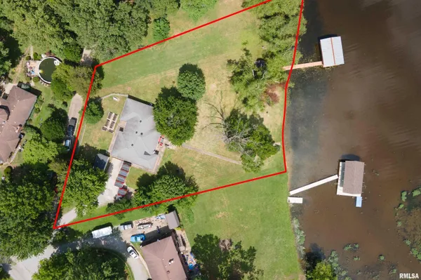 $345,000 | 1278 Nicklaus Lane, Marion, IL 62959