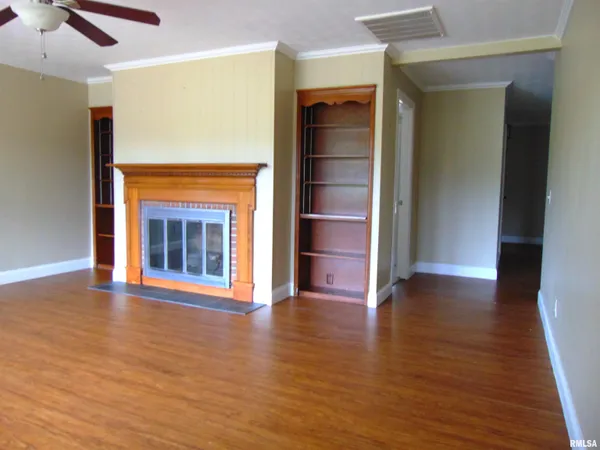 $345,000 | 1278 Nicklaus Lane, Marion, IL 62959