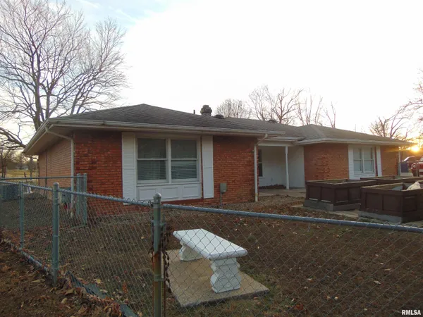 $345,000 | 1278 Nicklaus Lane, Marion, IL 62959