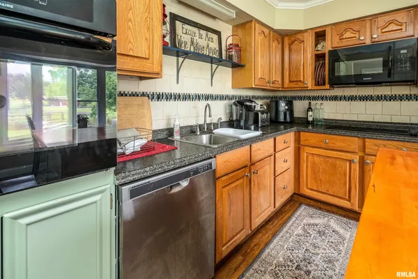 $345,000 | 1278 Nicklaus Lane, Marion, IL 62959