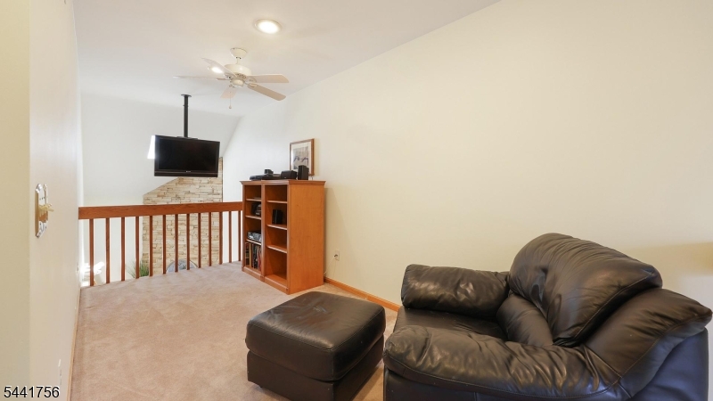 675 Raritan Road, Unit 26 Clark, NJ 07066 - Photo 14 of 31