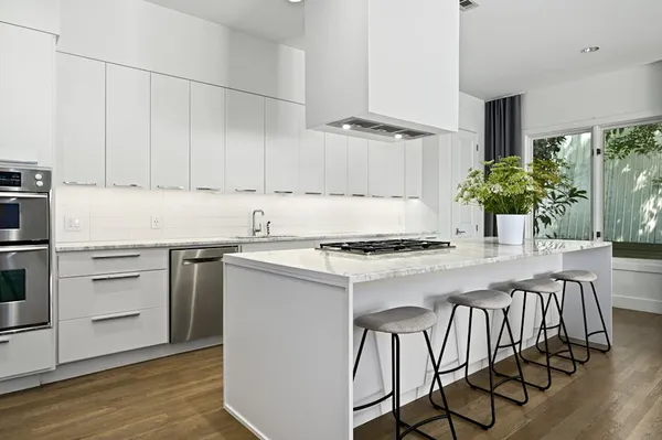 $2,850,000 | 3712 Meredith Street, Austin, TX 78703