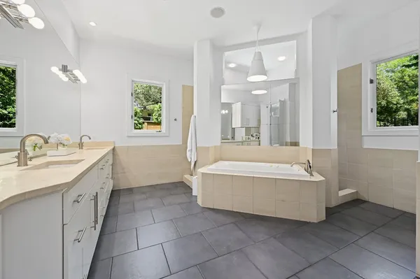 $2,850,000 | 3712 Meredith Street, Austin, TX 78703