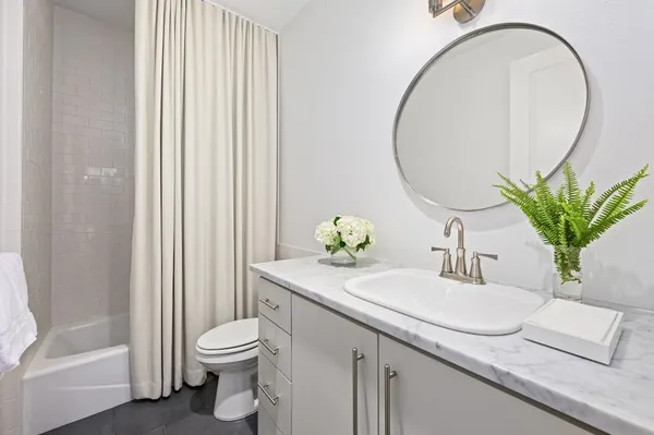 $2,850,000 | 3712 Meredith Street, Austin, TX 78703