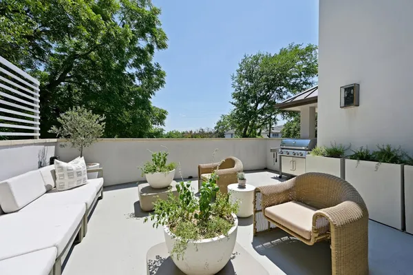 $2,850,000 | 3712 Meredith Street, Austin, TX 78703