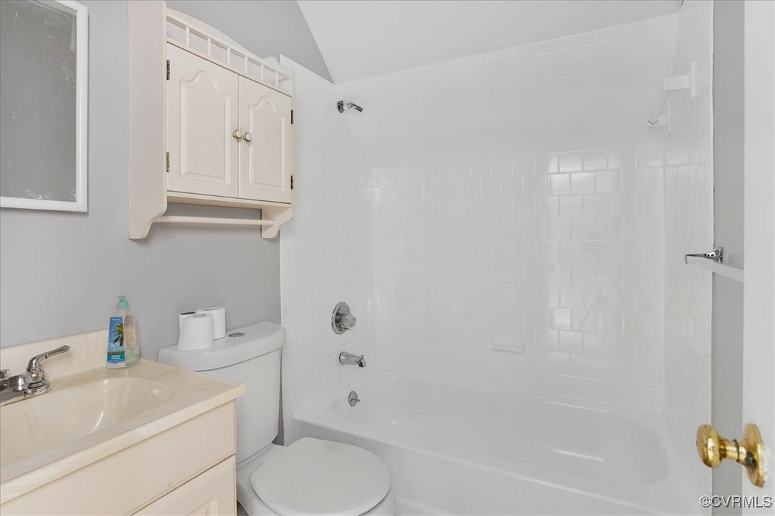 11358 Walton Lake Road Disputanta, VA 23842 - Photo 18 of 33 Gallery Image 18