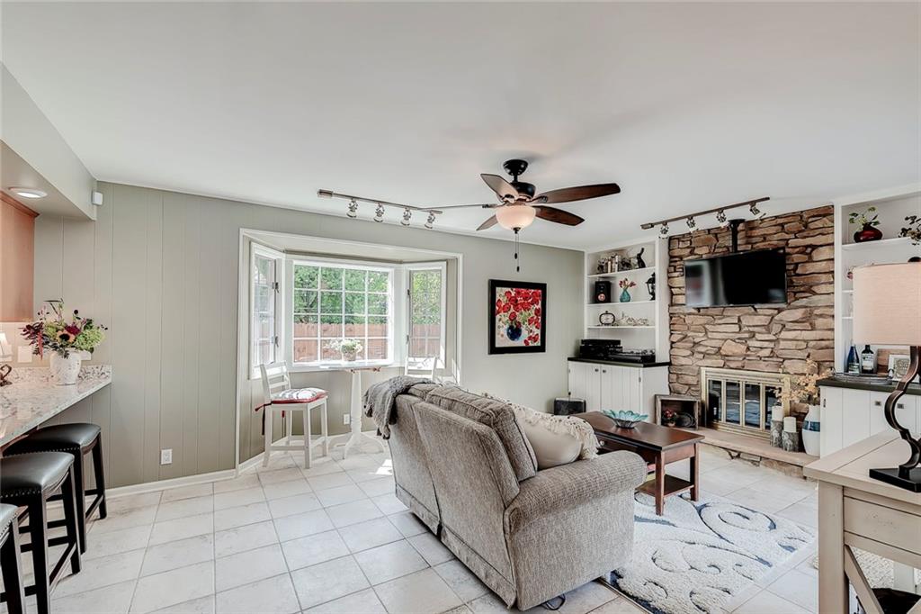 3206 Greenbriar Road Anderson, IN 46011 - Photo 6 of 37 Gallery Image 6
