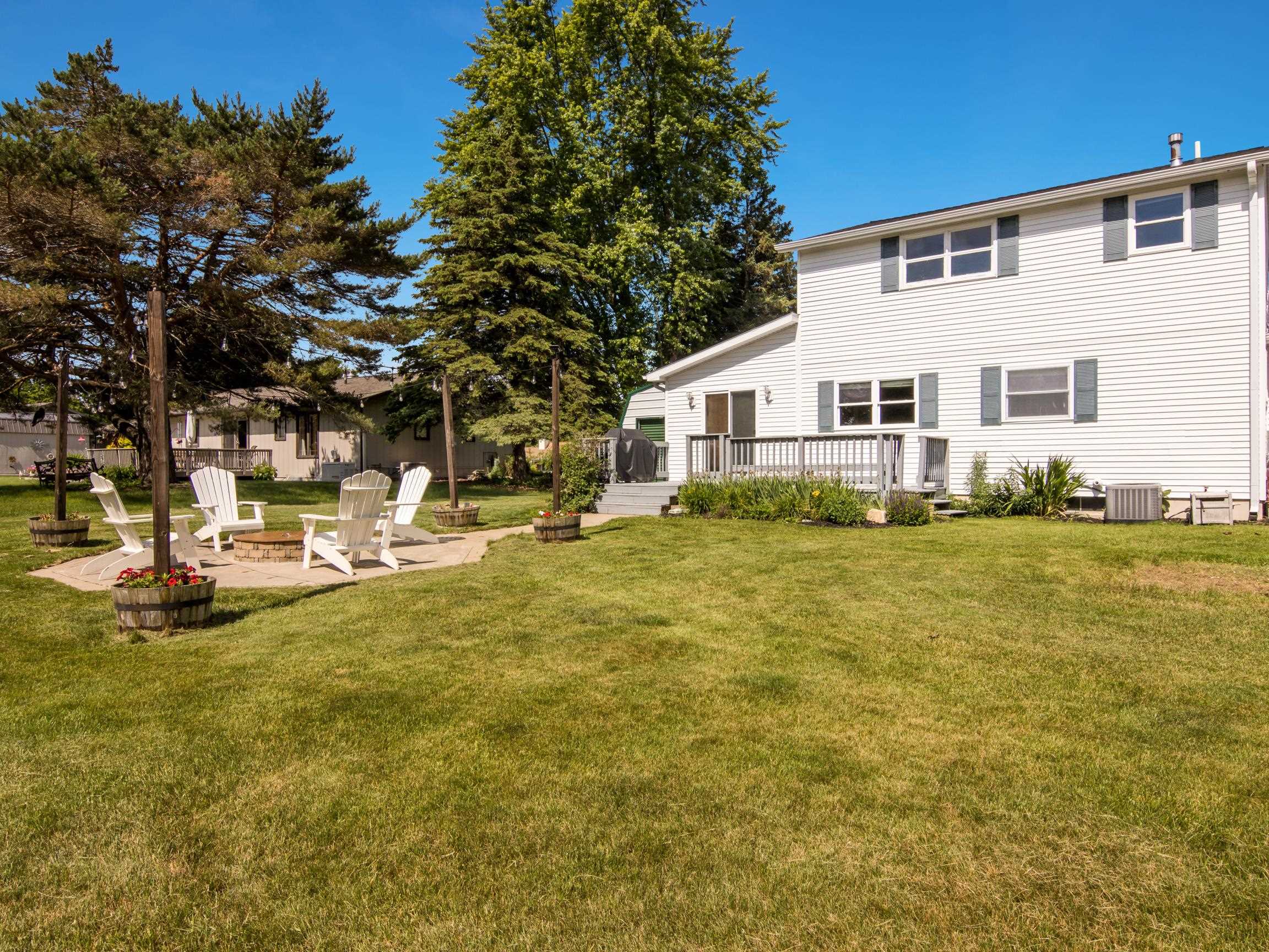4434 Ridgemoor Drive Traverse City, MI 49684 - Photo 22 of 31