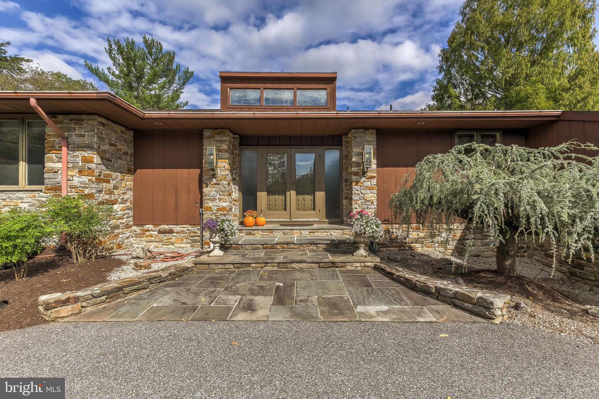 1623 Pot Spring Road Lutherville-Timonium, MD 21093 - Photo 2 of 40 Main Entry