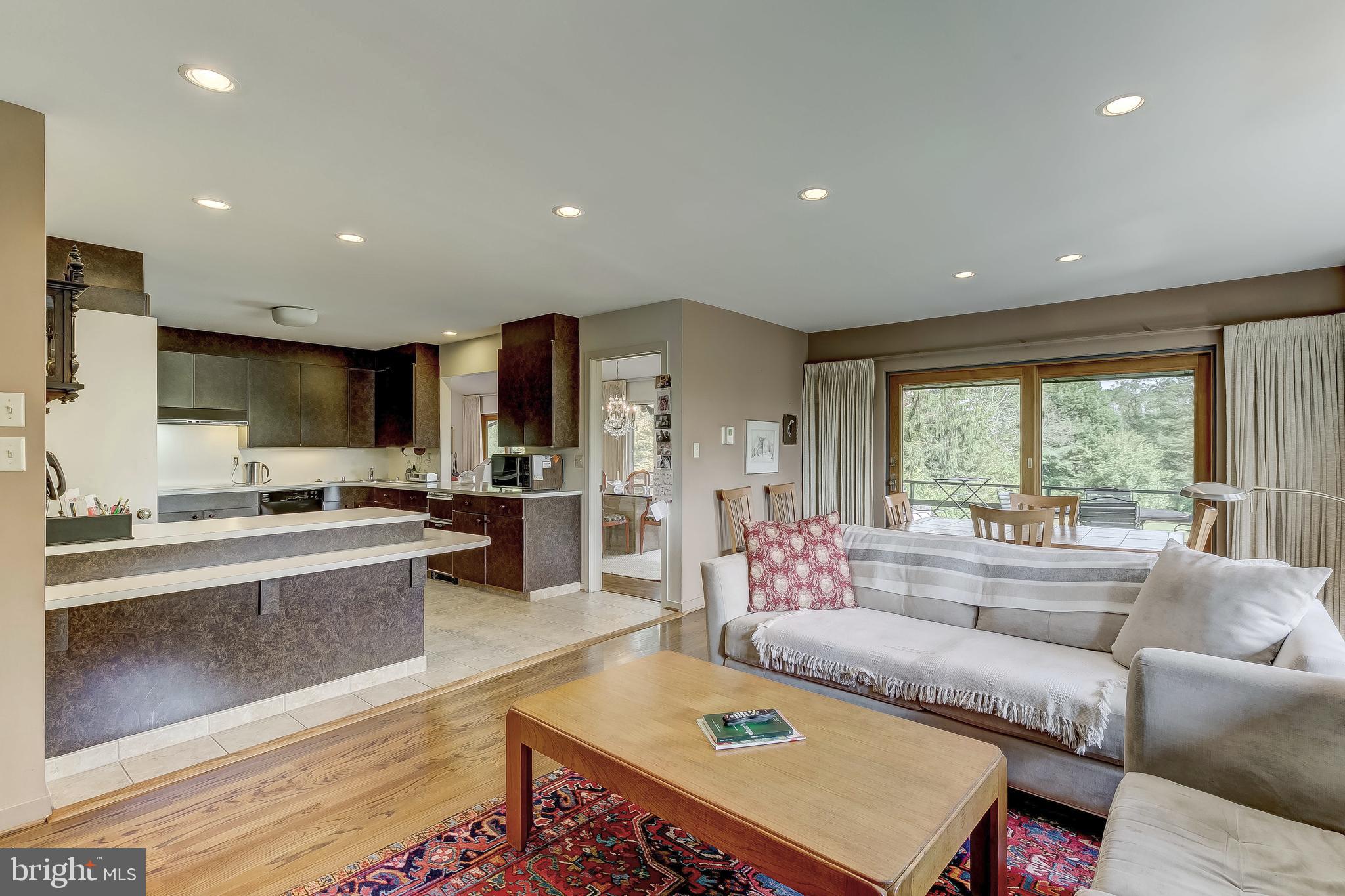 1623 Pot Spring Road Lutherville-Timonium, MD 21093 - Photo 12 of 40 Family Room