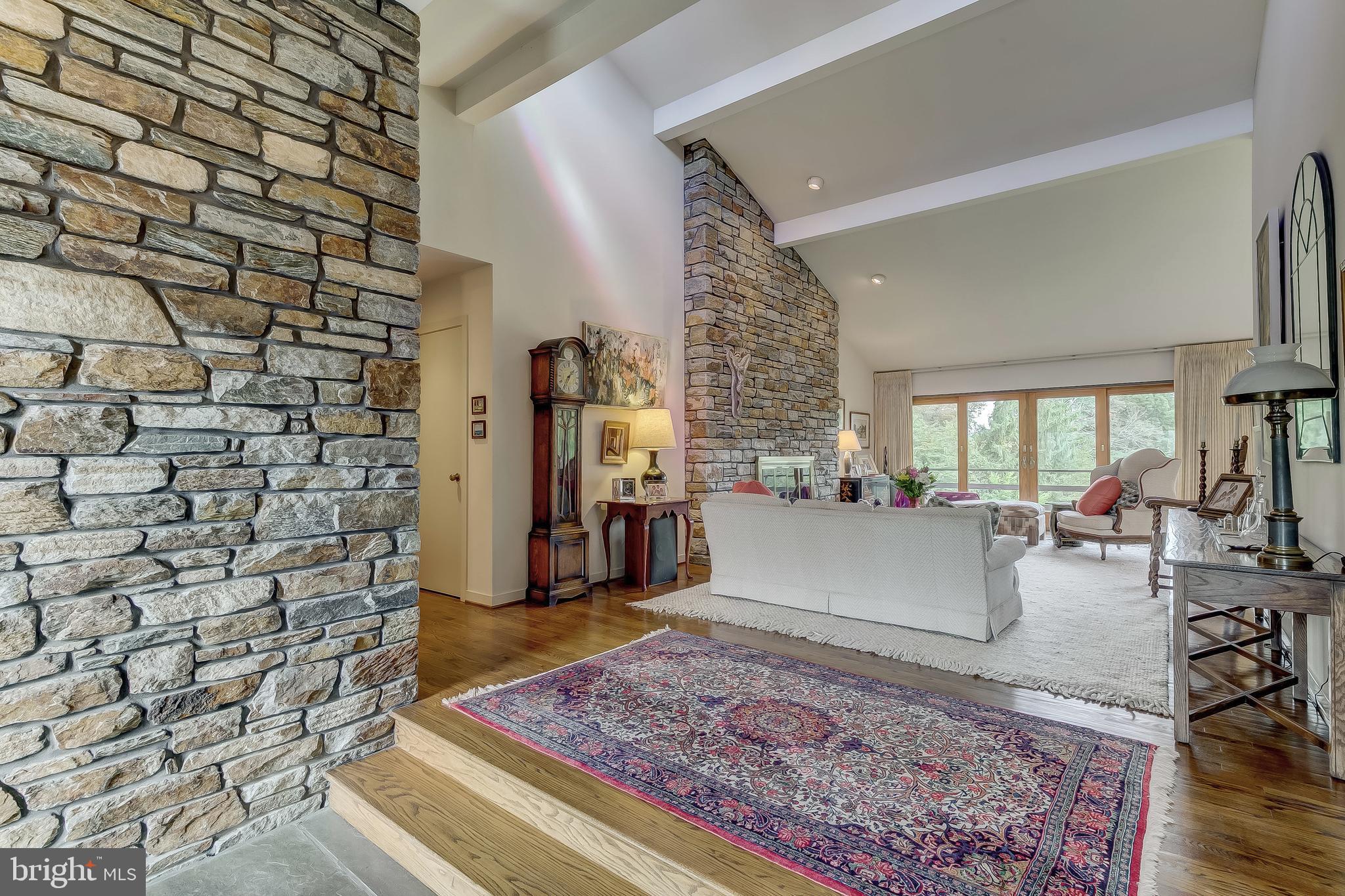 1623 Pot Spring Road Lutherville-Timonium, MD 21093 - Photo 4 of 40 Foyer