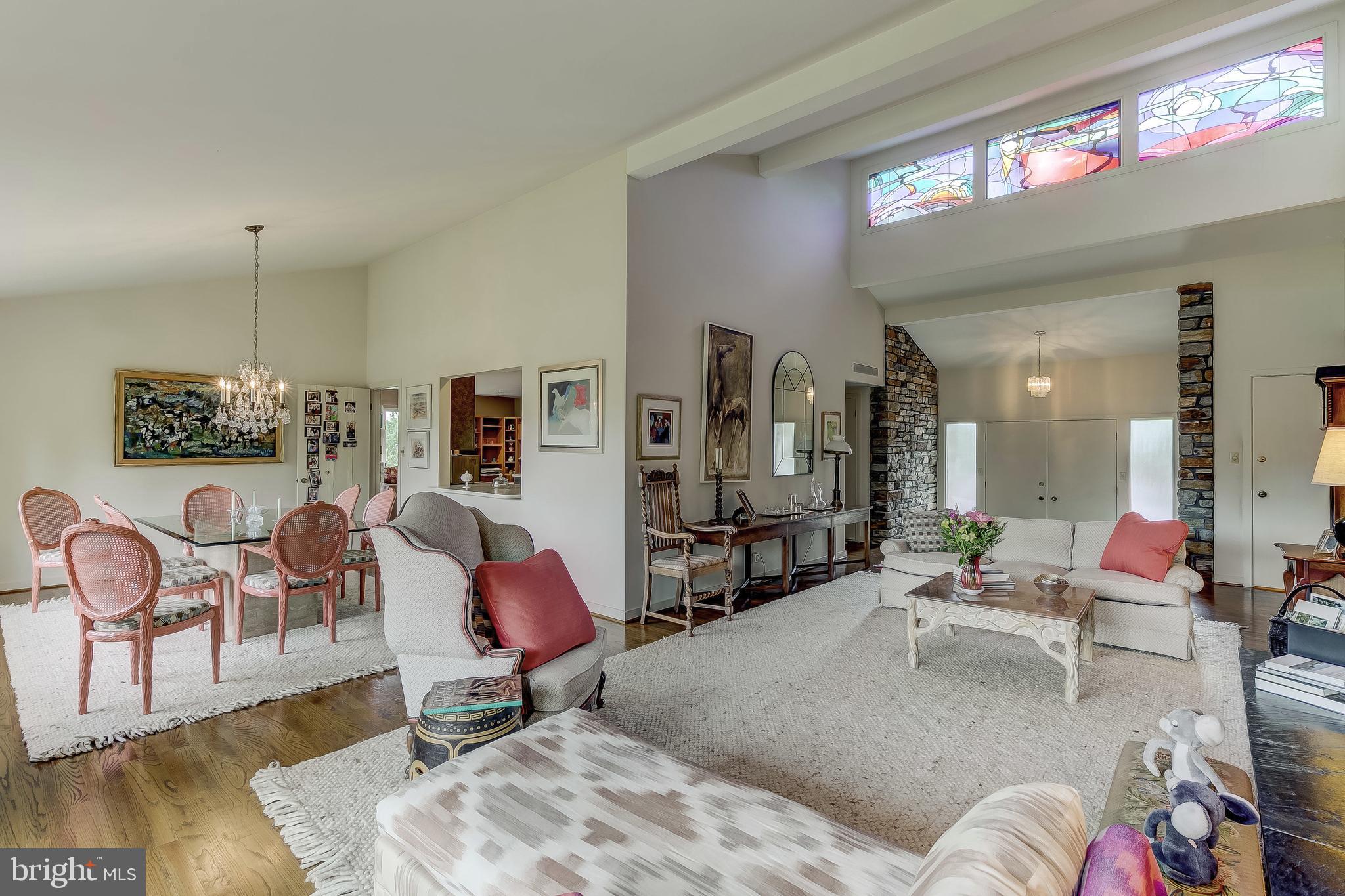 1623 Pot Spring Road Lutherville-Timonium, MD 21093 - Photo 7 of 40 Living Room