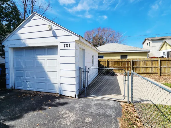 $189,900 | 701 Olmstead Street, Winona, MN 55987