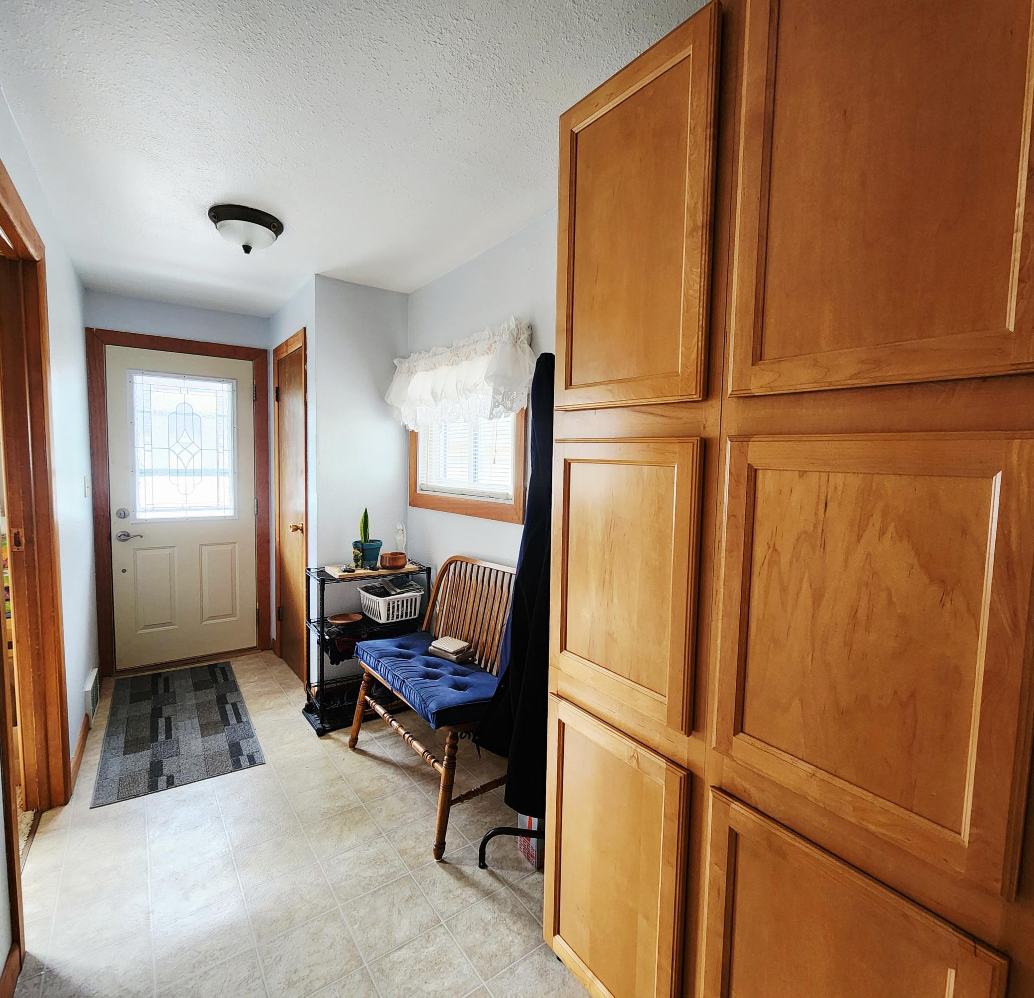 701 Olmstead Street Winona, MN 55987 - Photo 9 of 27