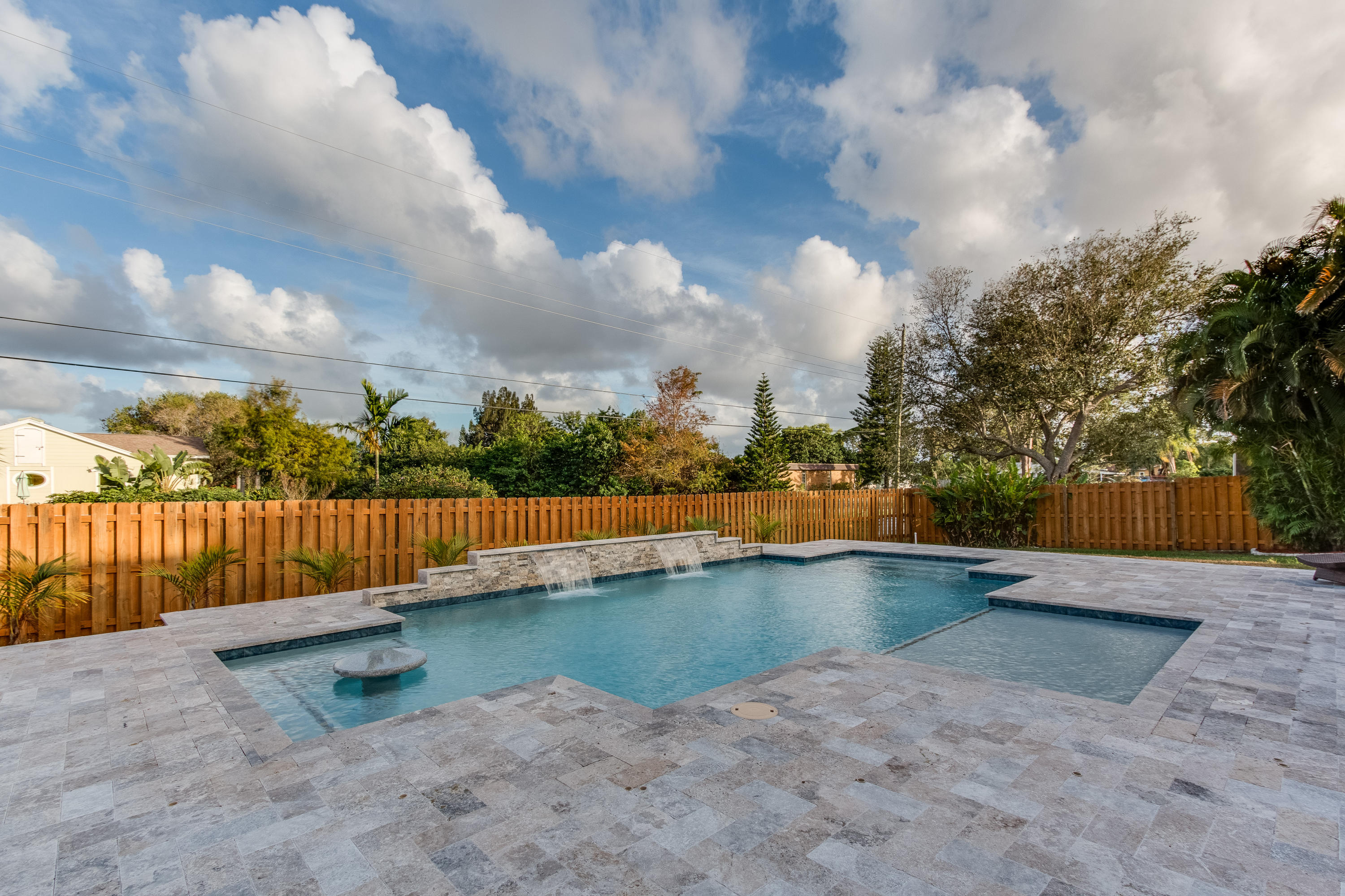 129 Cleveland Road Lake Worth, FL 33467 - Photo 14 of 42 untitled-33