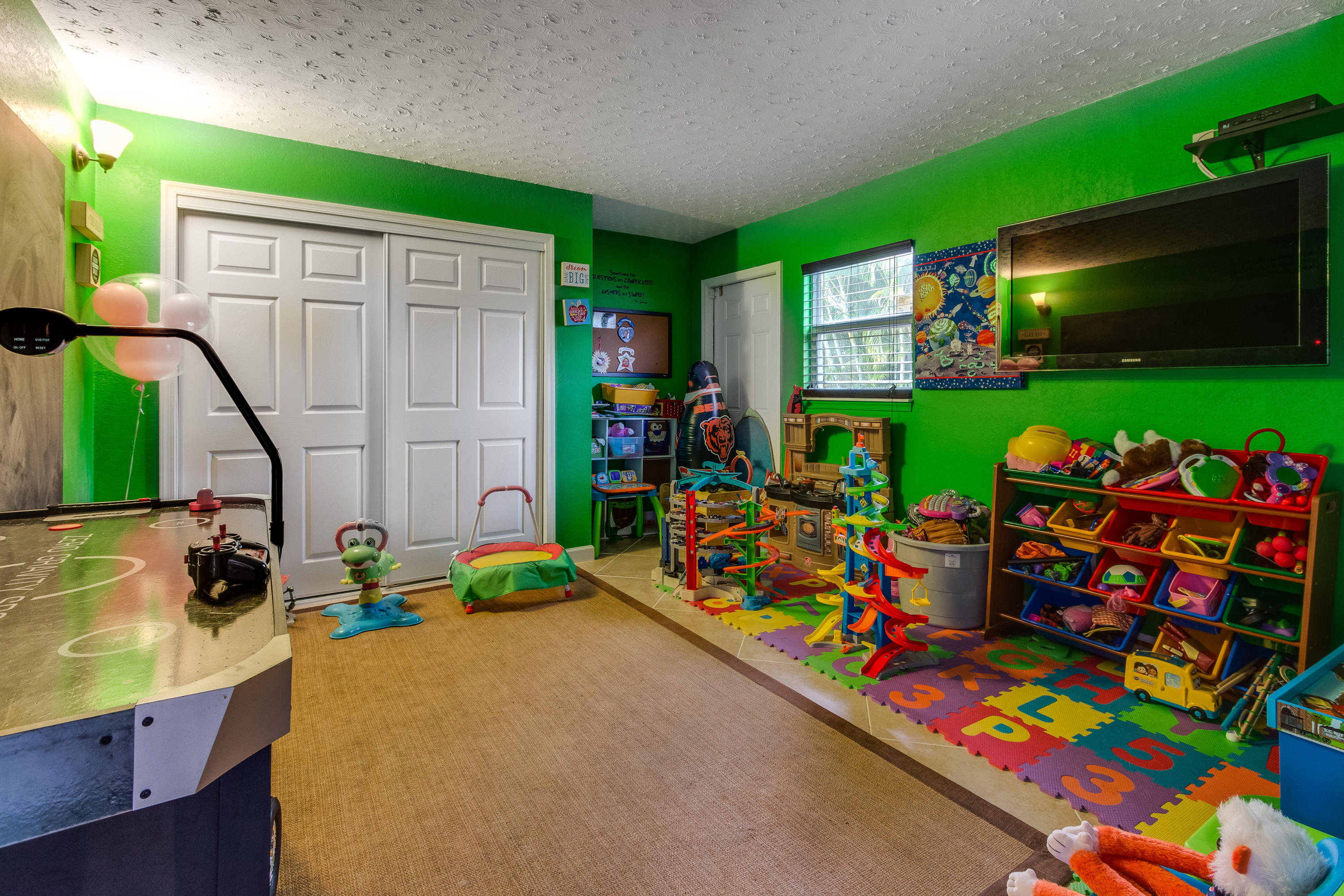 129 Cleveland Road Lake Worth, FL 33467 - Photo 41 of 42 untitled-27