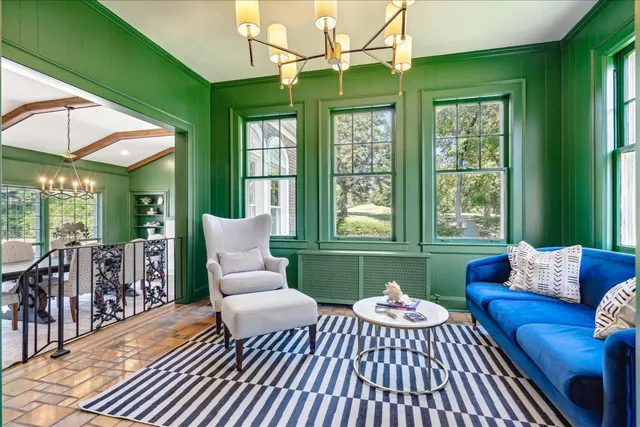 $1,095,000 | 1 Belleair Drive, Memphis, TN 38104