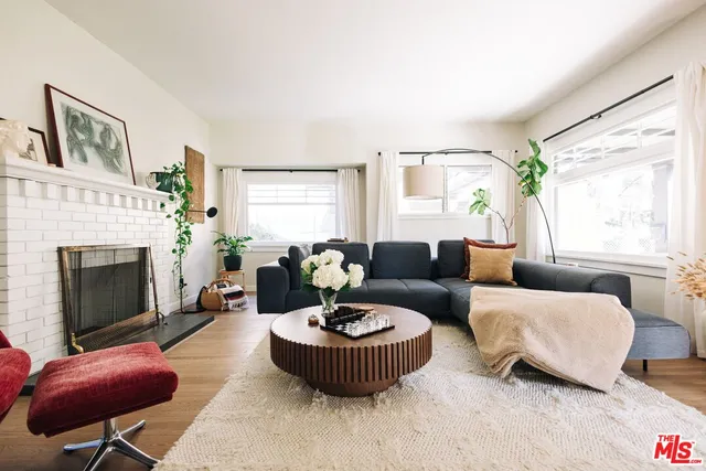 $1,395,000 | 889 North Chester Avenue, Pasadena, CA 91104