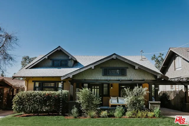 $1,395,000 | 889 North Chester Avenue, Pasadena, CA 91104