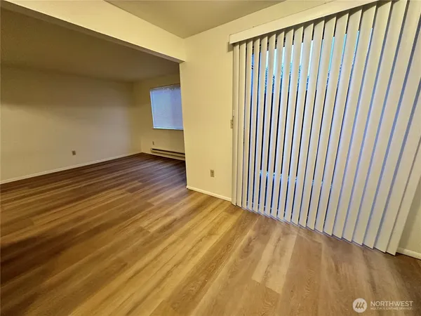 $848,000 | 10712 64th Avenue East, Puyallup, WA 98373