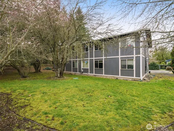 $848,000 | 10712 64th Avenue East, Puyallup, WA 98373