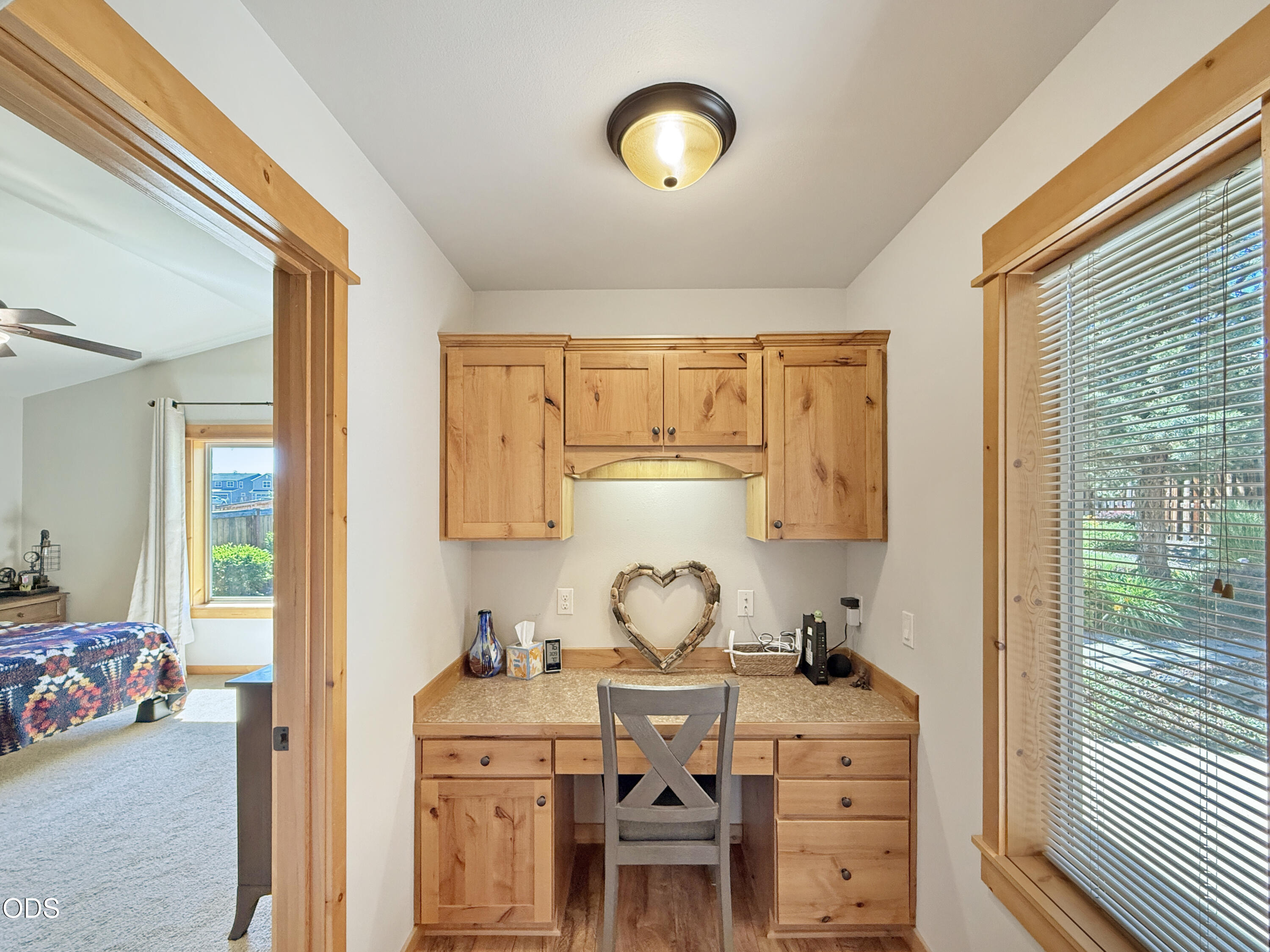 2021 Southwest 41st Street Redmond, OR 97756 - Photo 11 of 22