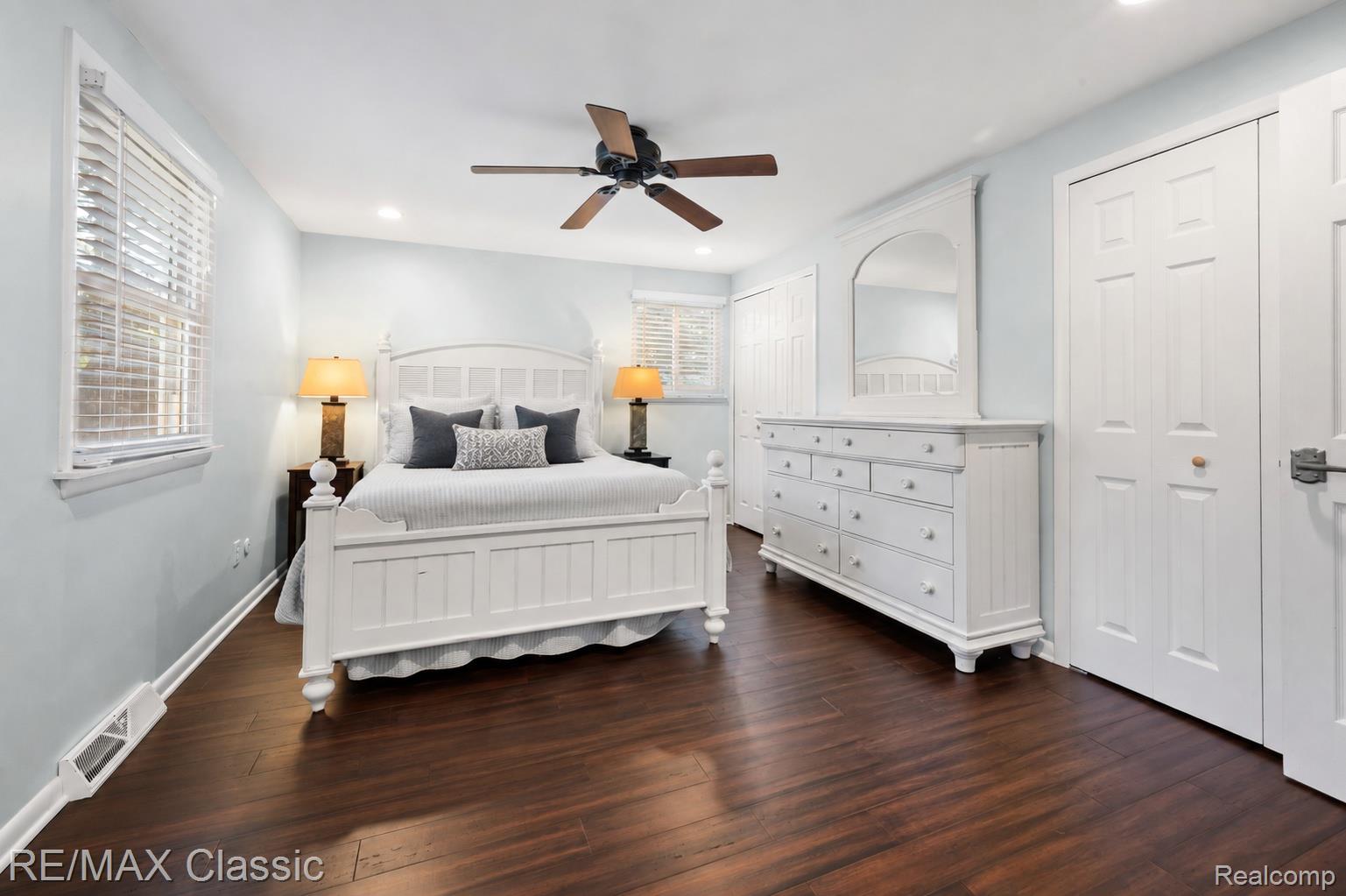 36159 West Lyman Road Farmington, MI 48331 - Photo 20 of 38 Primary bedroom