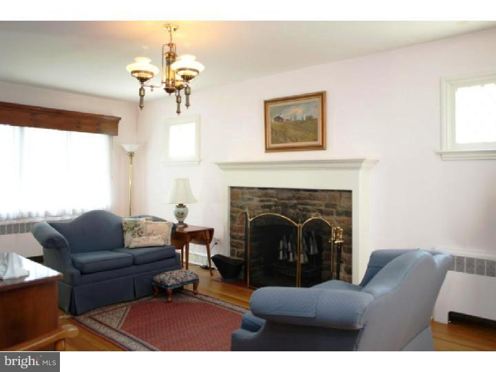 124 Spruce Road Riegelsville, PA 18077 - Photo 6 of 14
