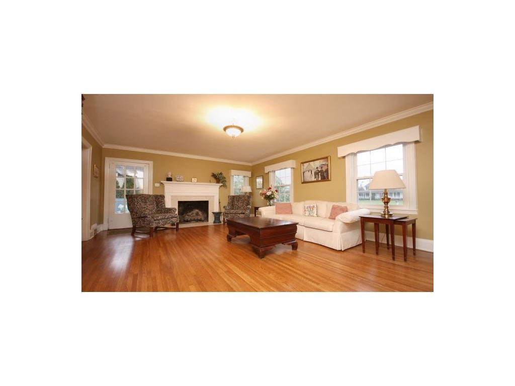 1648 Overhill Road Bristol, VA 24201 - Photo 4 of 18 Photo 4