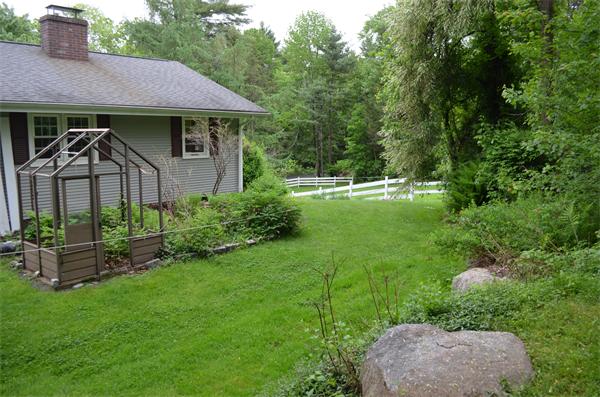 139 Fowler Road Westfield, MA 01085 - Photo 13 of 25 Gallery Image 13