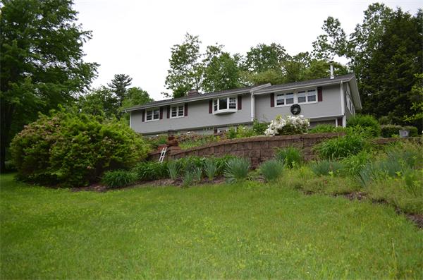 139 Fowler Road Westfield, MA 01085 - Photo 8 of 25 Gallery Image 8