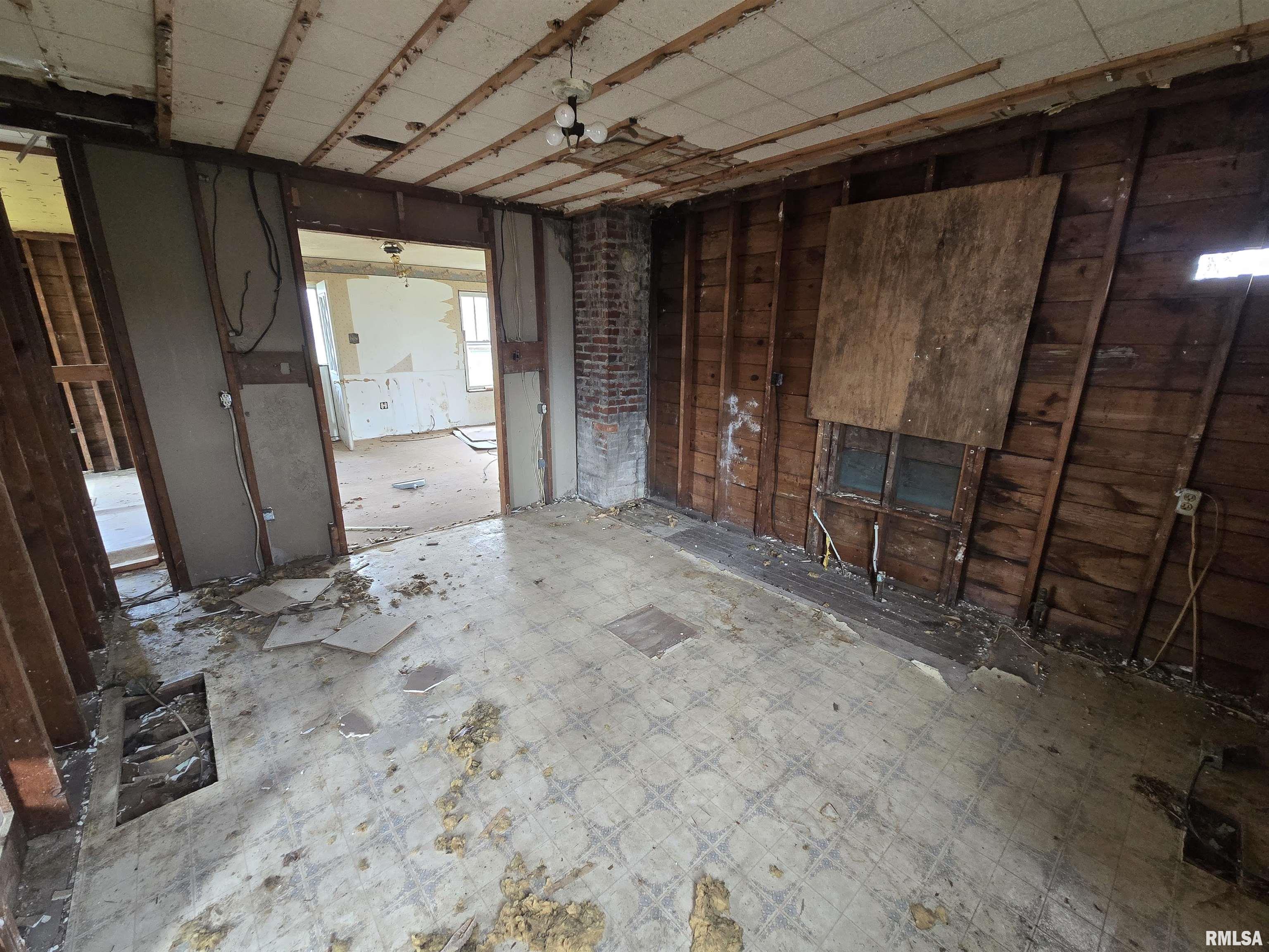 622 West Walnut Street Canton, IL 61520 - Photo 4 of 7