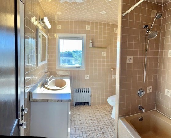 52 Castle Road Nahant, MA 01908 - Photo 19 of 31 Gallery Image 19