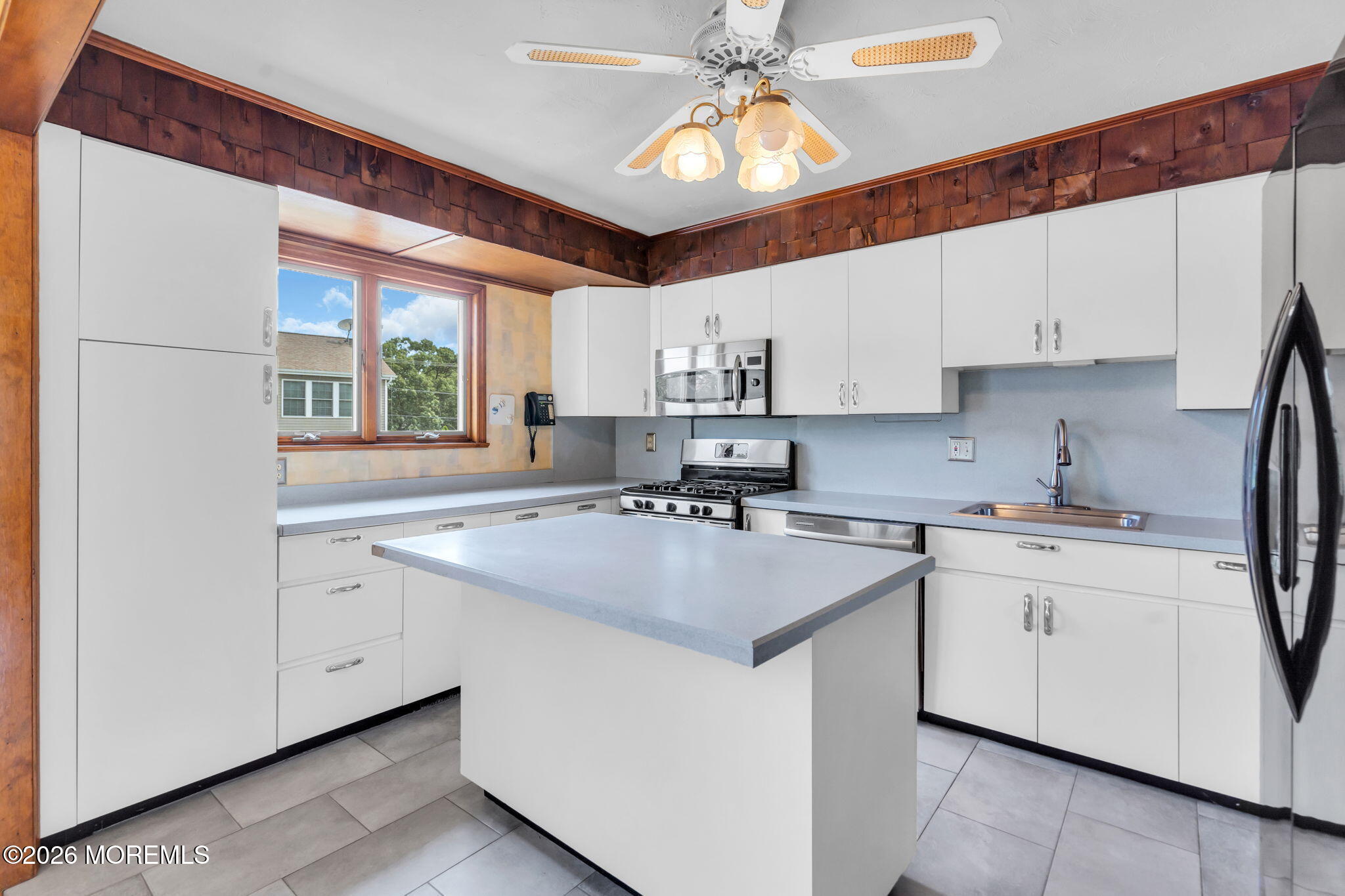2025 Riviera Parkway Point Pleasant, NJ 08742 - Photo 10 of 31 15-web-or-mls-DSC09284
