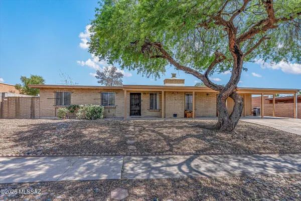 $350,000 | 7220 East 42nd Street, Tucson, AZ 85730