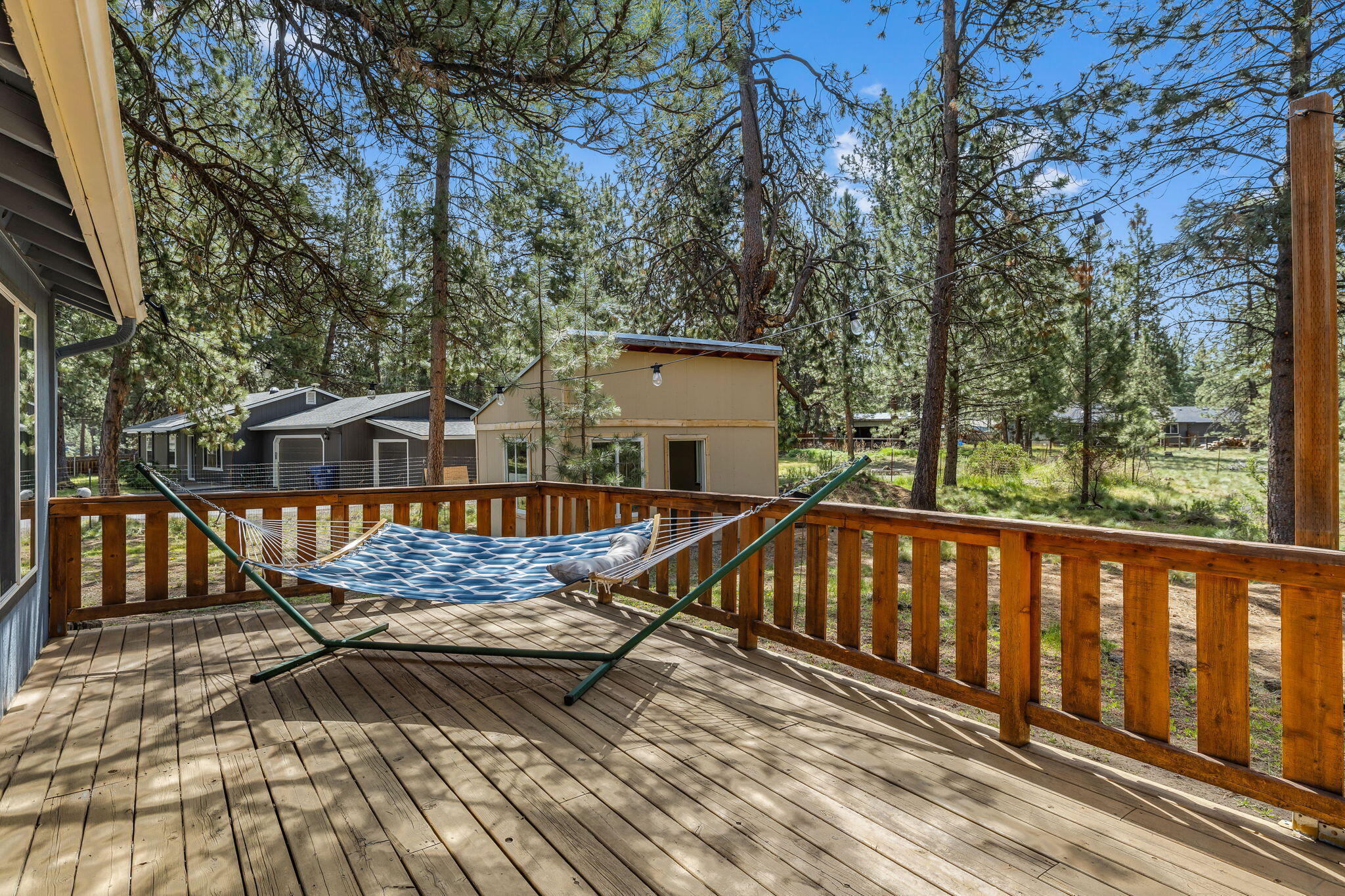 18887 Choctaw Road Bend, OR 97702 - Photo 33 of 38 Perfect spot to relax in the sun!