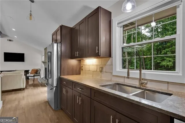 $995,000 | 225 Jayne Ellen Way, Alpharetta, GA 30009