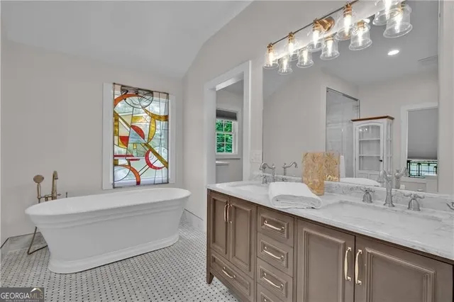 $995,000 | 225 Jayne Ellen Way, Alpharetta, GA 30009