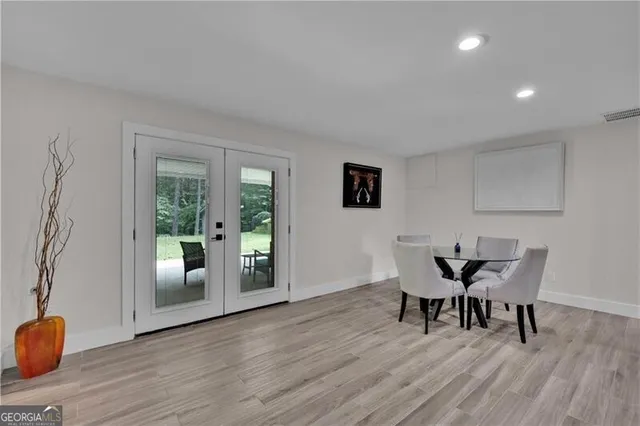 $995,000 | 225 Jayne Ellen Way, Alpharetta, GA 30009