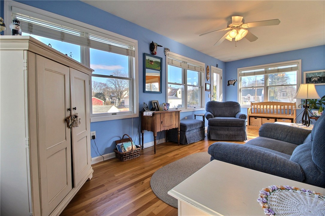 50 Hubbard Street Westerly, RI 02891 - Photo 8 of 33 Gallery Image 8