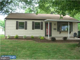 557 Winding Road Lansdale, PA 19446 - Photo 1 of 9 Exterior Front