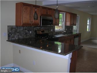 557 Winding Road Lansdale, PA 19446 - Photo 4 of 9 Kitchen