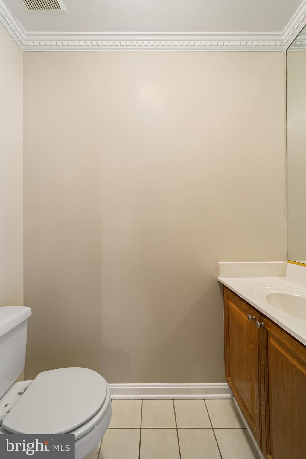 8104 Creekview Drive Springfield, VA 22153 - Photo 21 of 63 Main level powder room