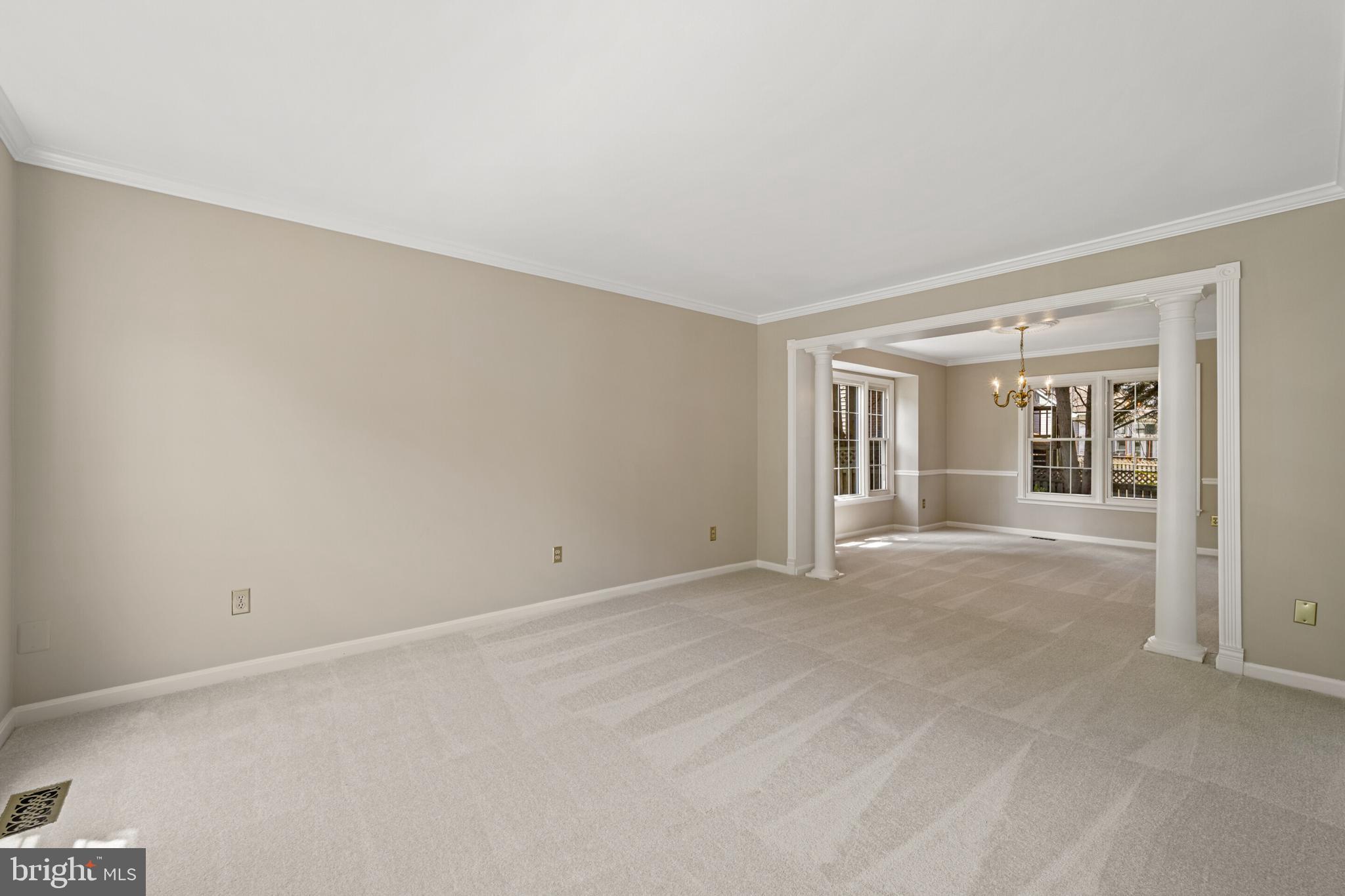 8104 Creekview Drive Springfield, VA 22153 - Photo 6 of 63 Living room