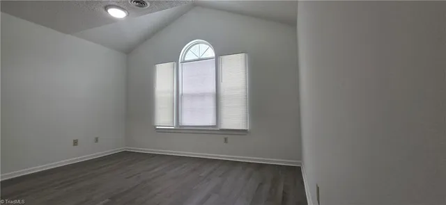 $1,700 | 2714 Westgate Drive, High Point, NC 27265