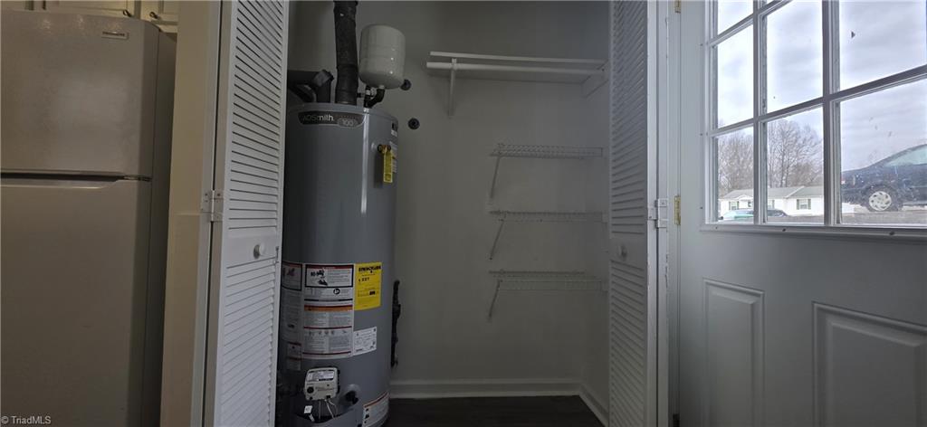 2714 Westgate Drive High Point, NC 27265 - Photo 19 of 36